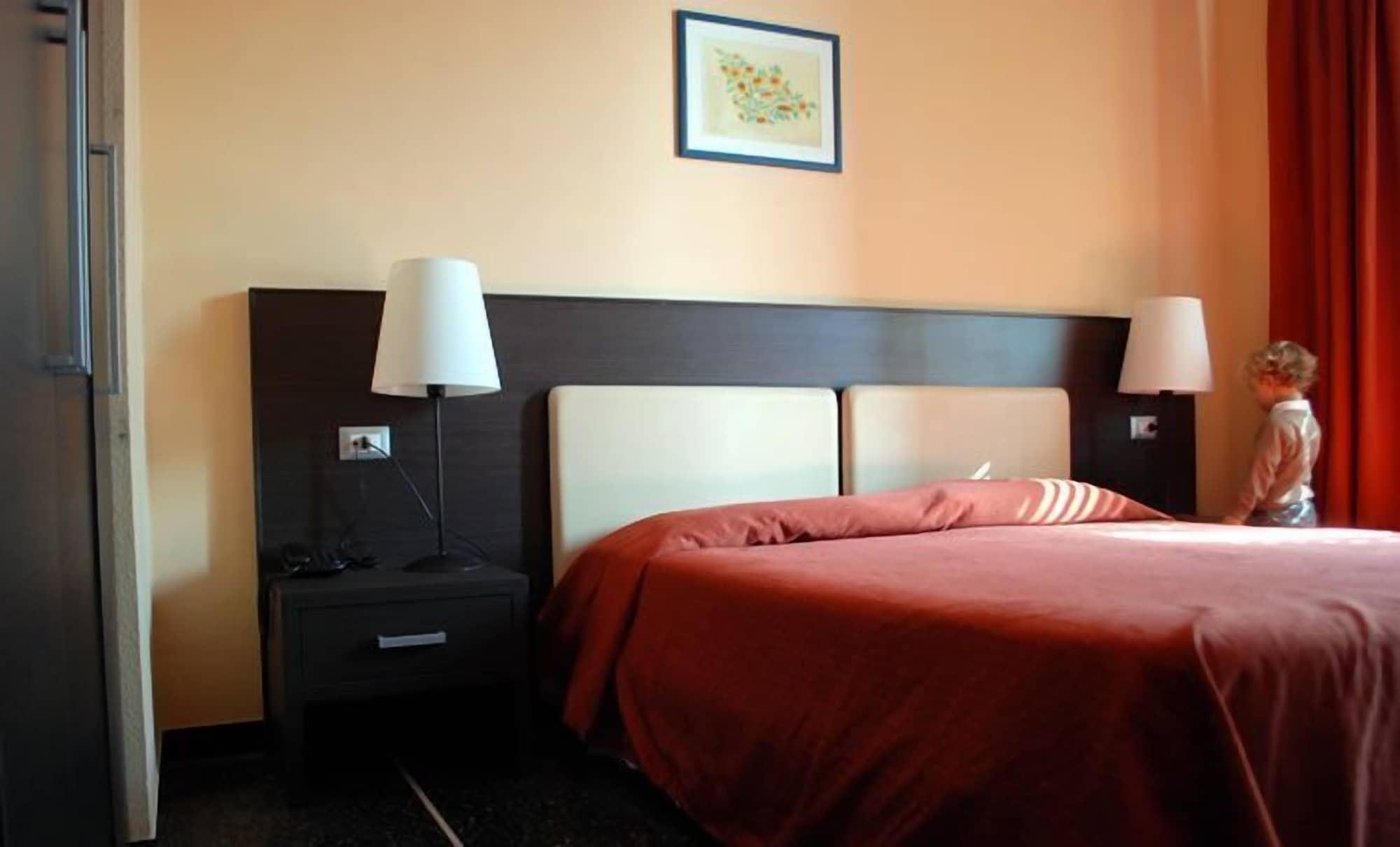 Hotel Palace Varazze Ngoại thất bức ảnh