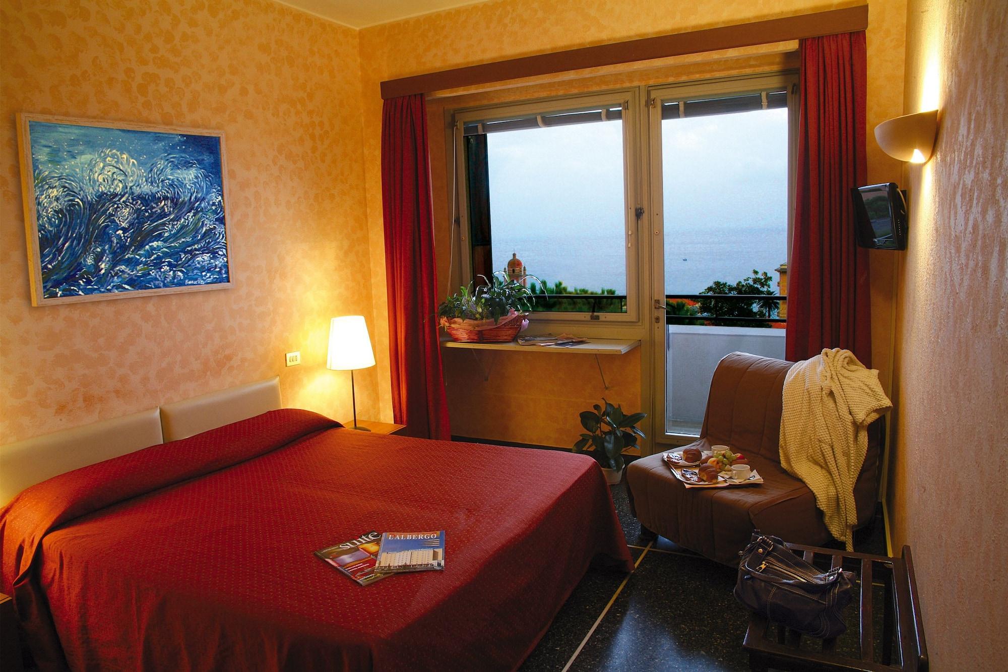 Hotel Palace Varazze Ngoại thất bức ảnh