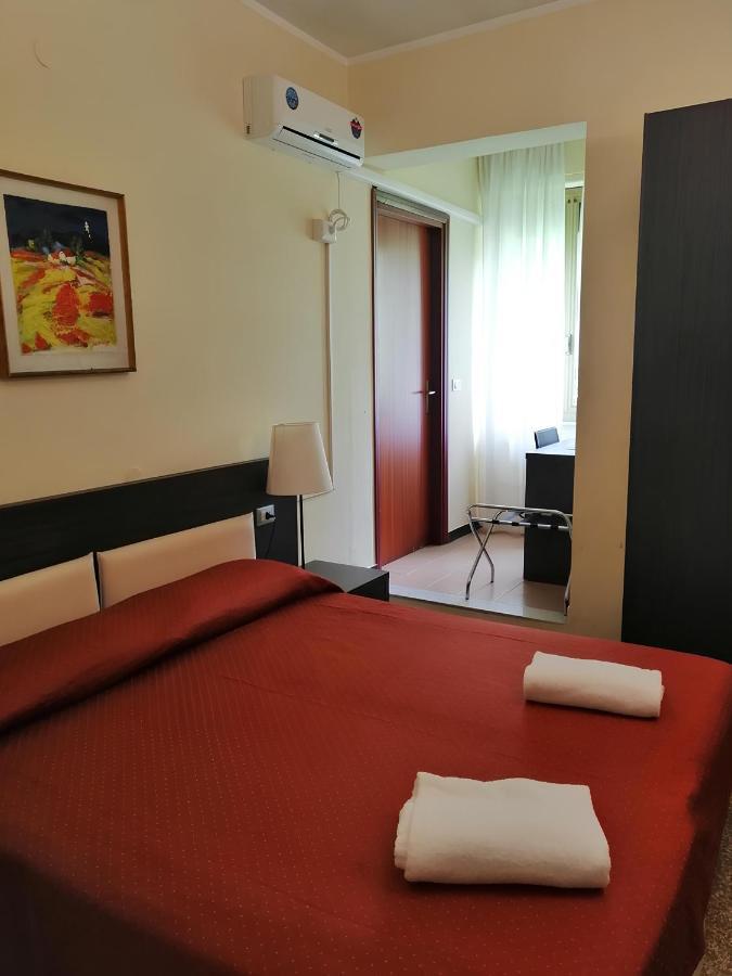 Hotel Palace Varazze Ngoại thất bức ảnh