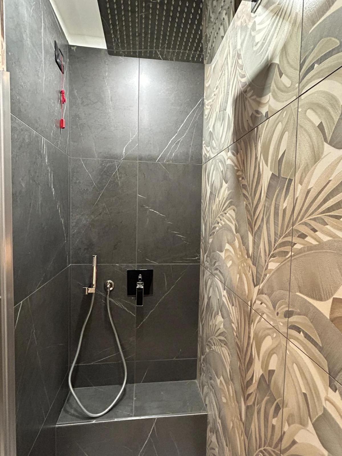 Hotel Palace Varazze Ngoại thất bức ảnh