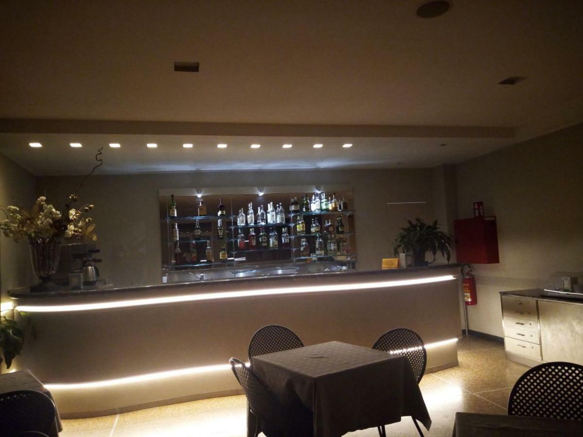 Hotel Palace Varazze Ngoại thất bức ảnh